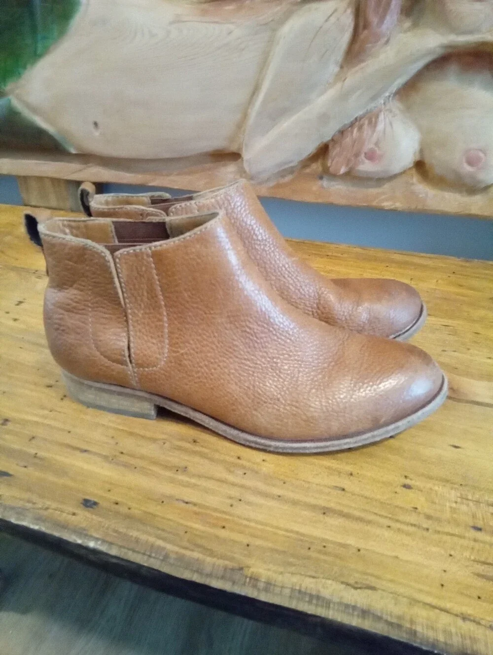 Kork-Ease Velma Leather Bootie Sz 8. Didn't See Side Was Busting Until I Photo